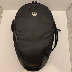 NWOT Lululemon Fast and Free 13L Reflective Backpack Black Unisex QUICK SHIP!